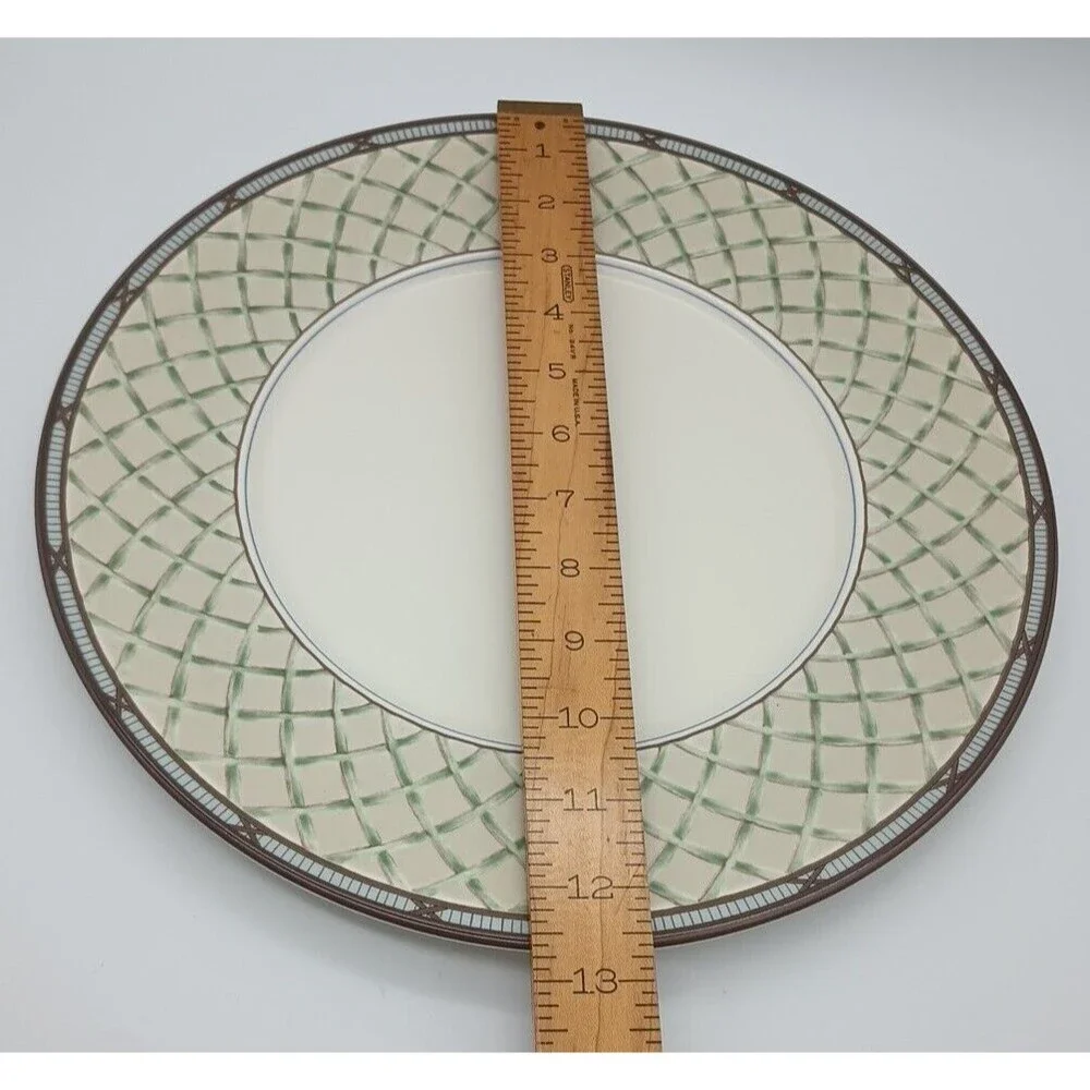 Mikasa Garden Trellis Chop Plate Charger CA229 Intaglio 12.5